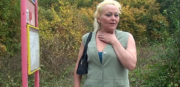  He picks up and fucks hairy blonde grandma